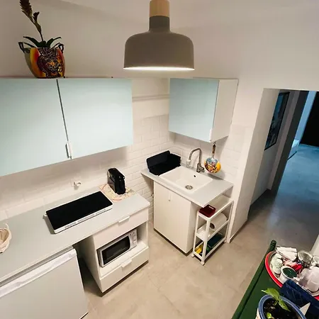 Casa Mariolina, Brand New Refurbished 2 Bed In The Historical Center