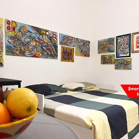 Apartment Casa Mariolina, Brand New Refurbished 2 Bed In The Historical Center *